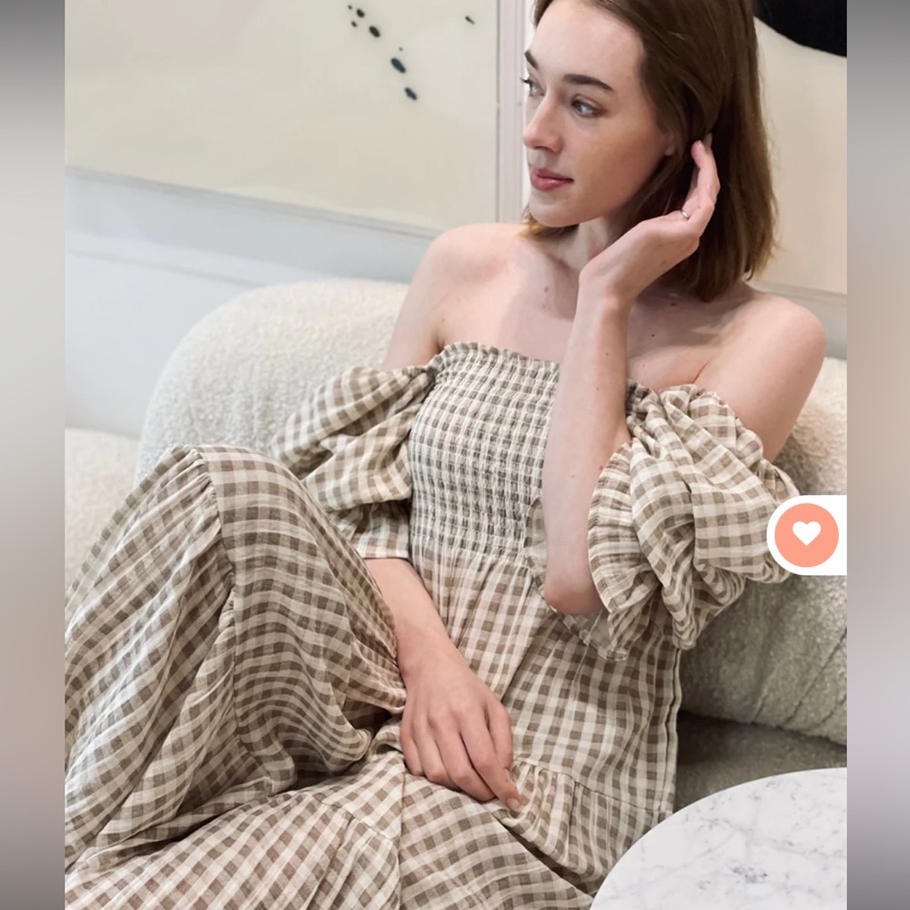 Nothing fits But Gingham dress